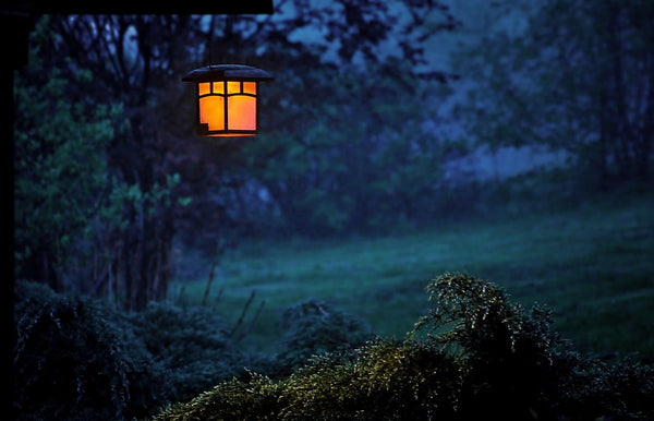 Lighting Your Outdoor Space? Here Are Lighting Tips for Better Feng Shui