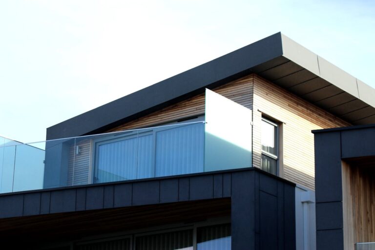 8 Essential Feng Shui Principles for Office Construction