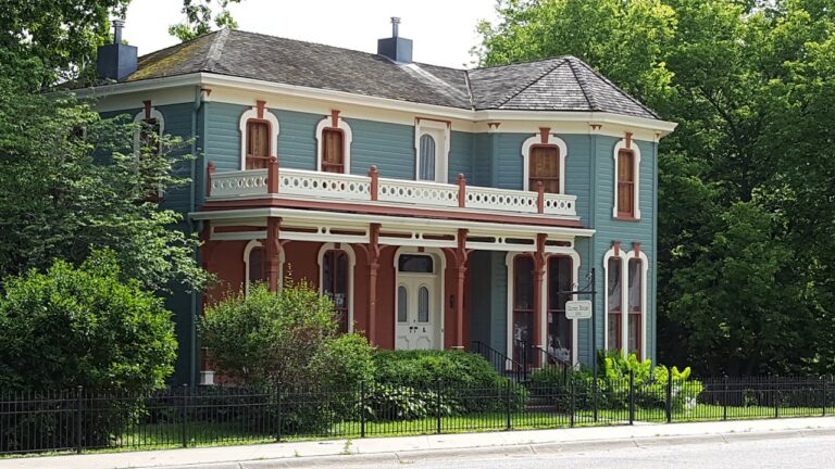 7 Feng Shui Considerations for Roofing Materials